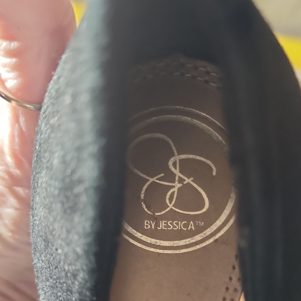 Jessica Black Women's Heels - Picture 2 of 8